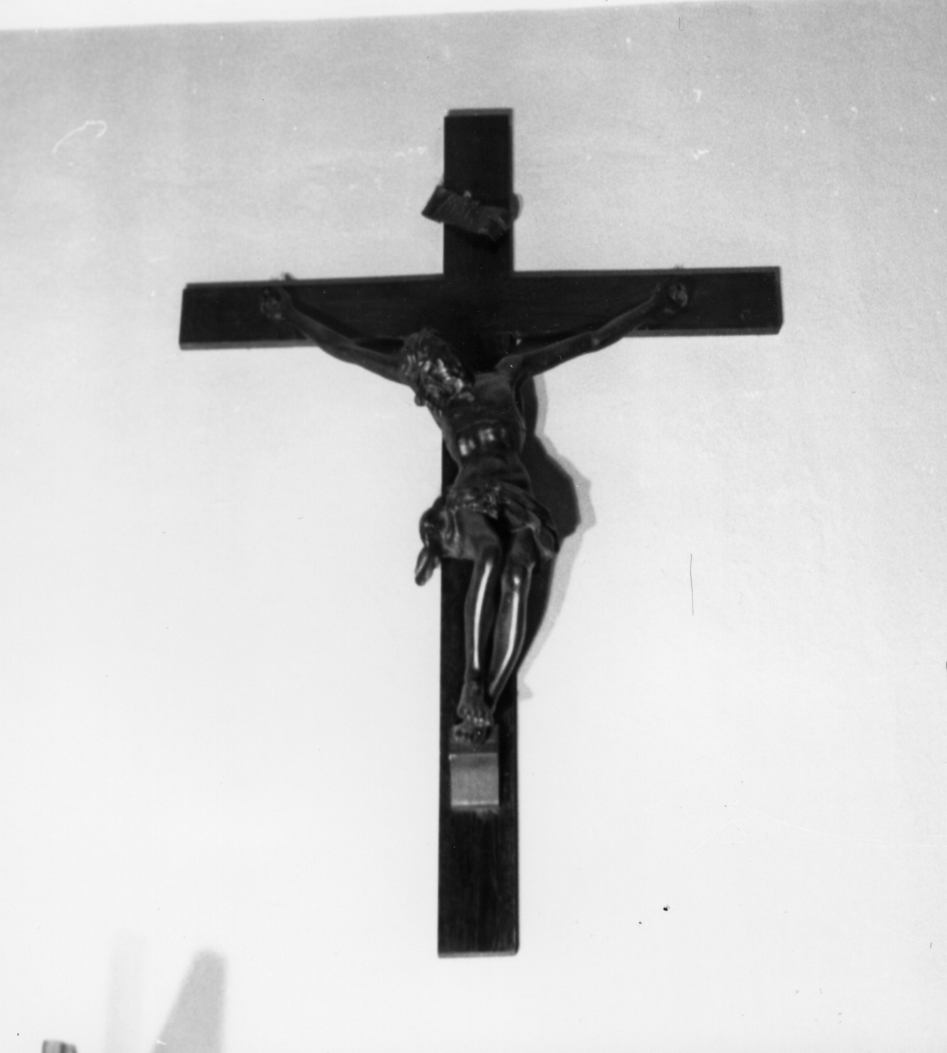 Cristo crocifisso (scultura, opera isolata) di Zonca Cesare (primo quarto sec. XX)