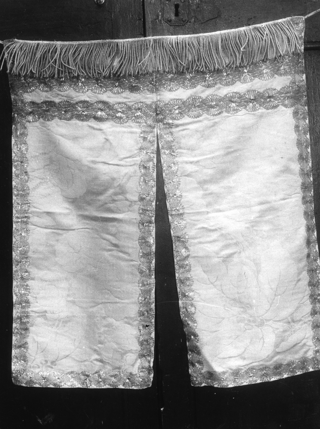 conopeo di tabernacolo, opera isolata - manifattura ligure (terzo quarto sec. XVIII)