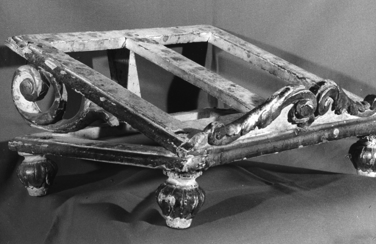 leggio d'altare, opera isolata - bottega ligure (prima metà sec. XIX)