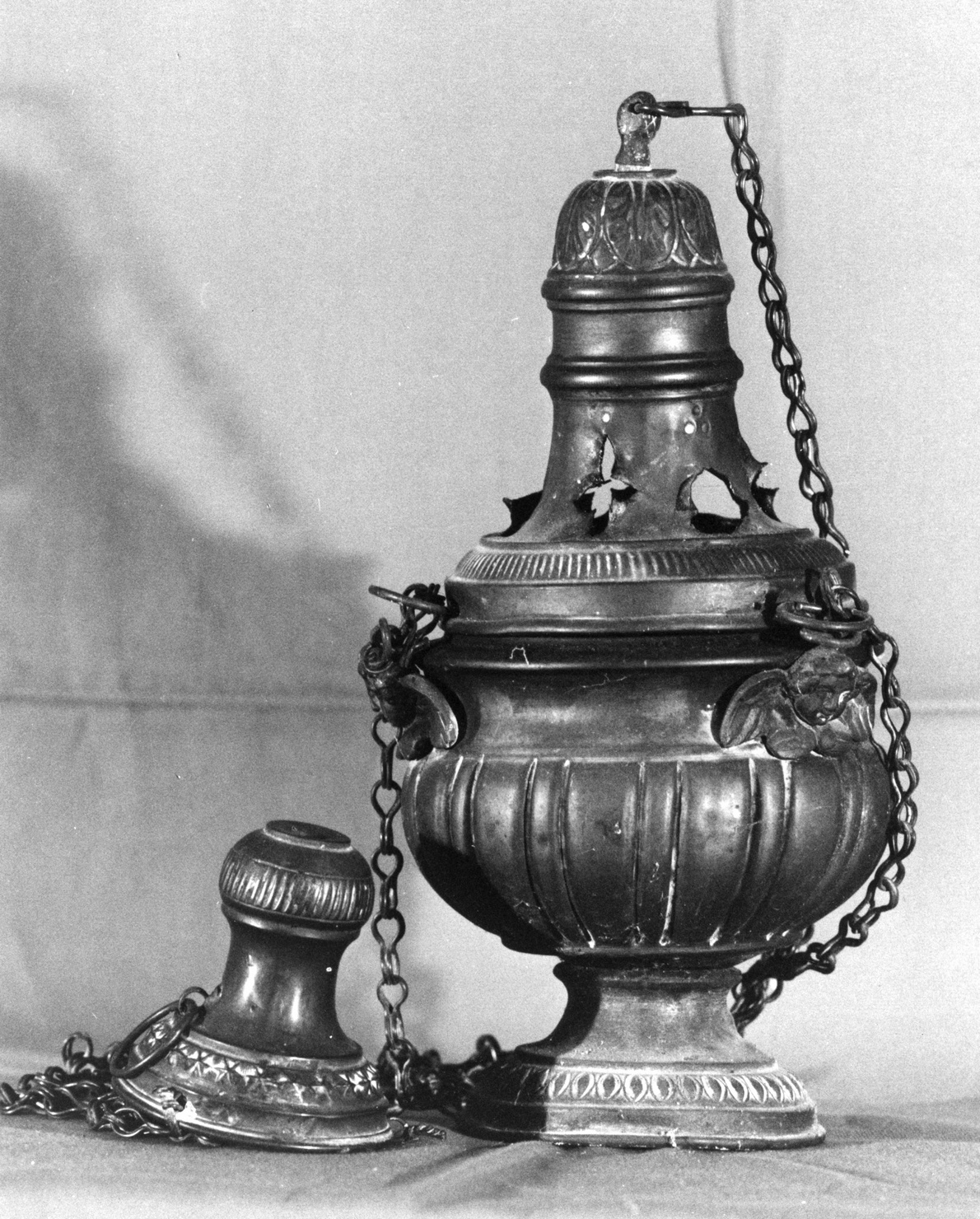 turibolo, opera isolata - bottega ligure (seconda metà sec. XIX)