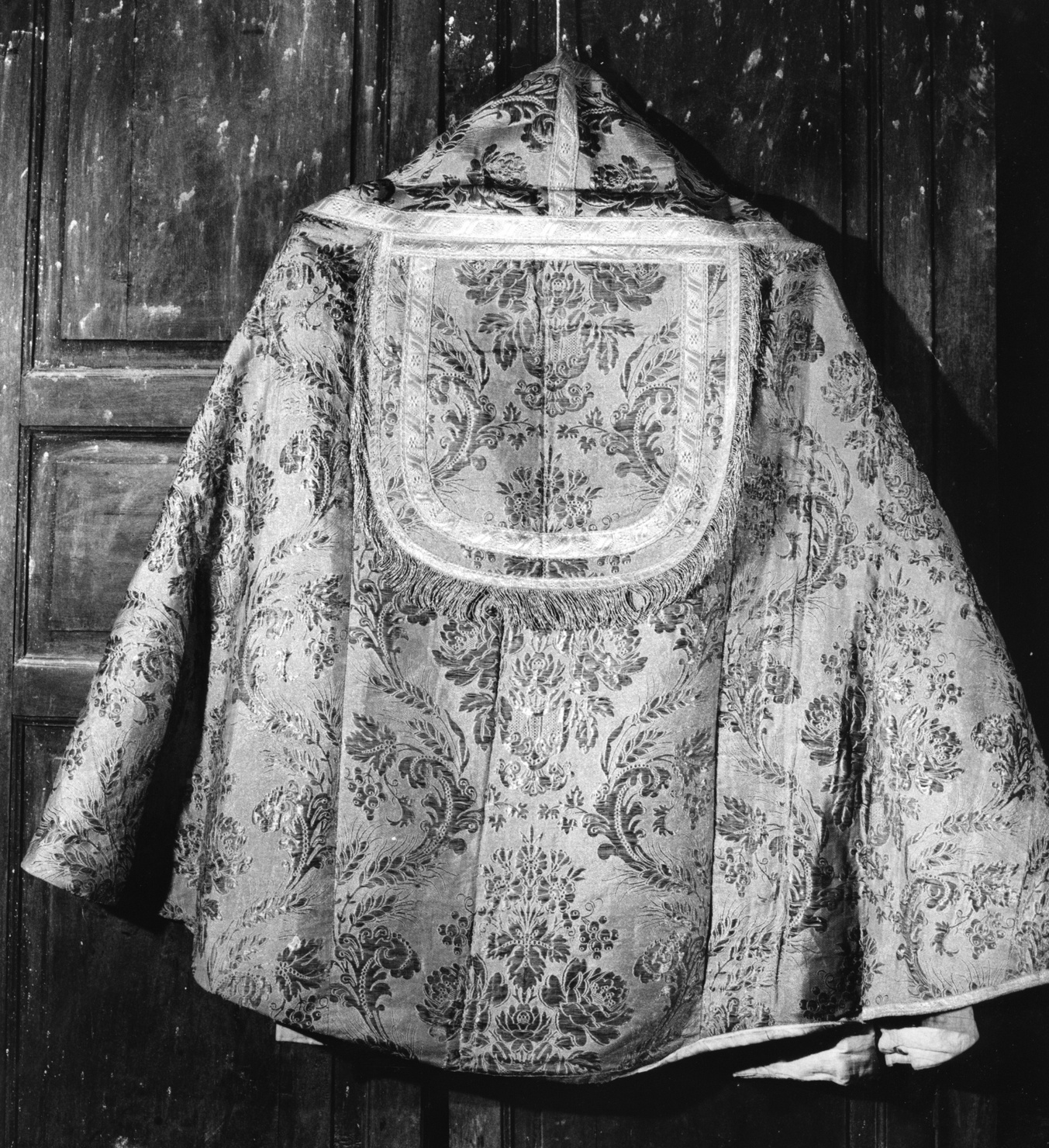 piviale, opera isolata - manifattura ligure (fine/inizio secc. XVIII/ XIX)