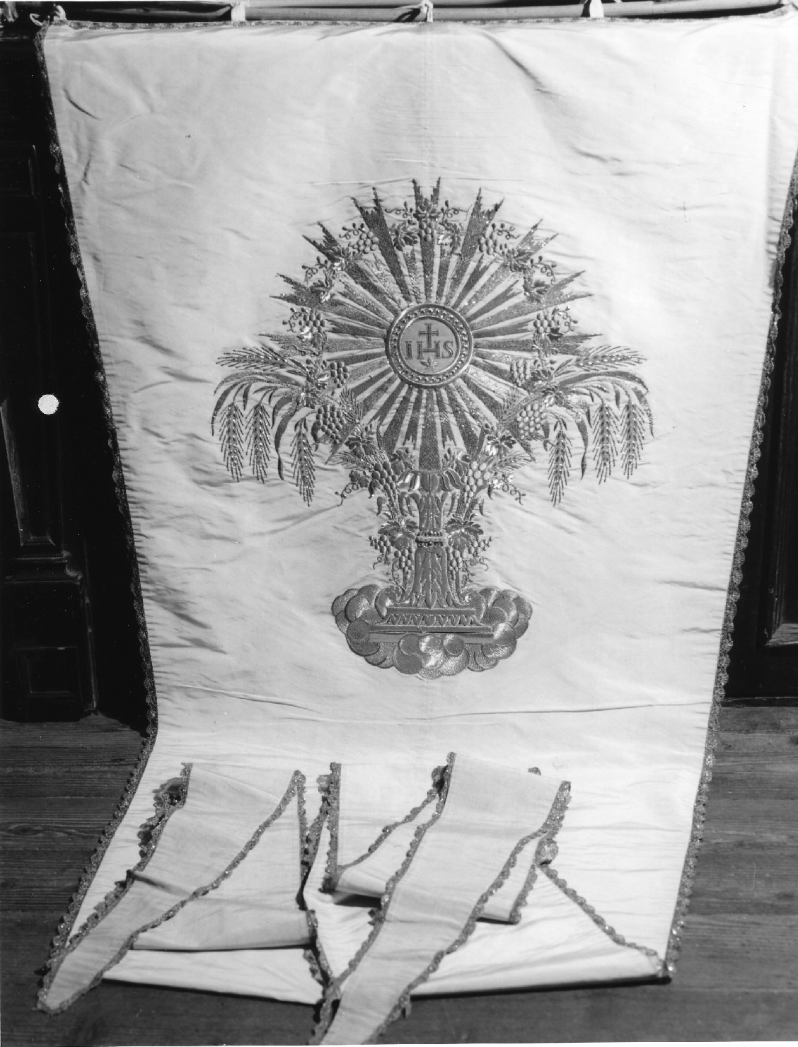 San Pietro riceve le chiavi da Cristo (stendardo, opera isolata) - manifattura ligure (fine sec. XIX)