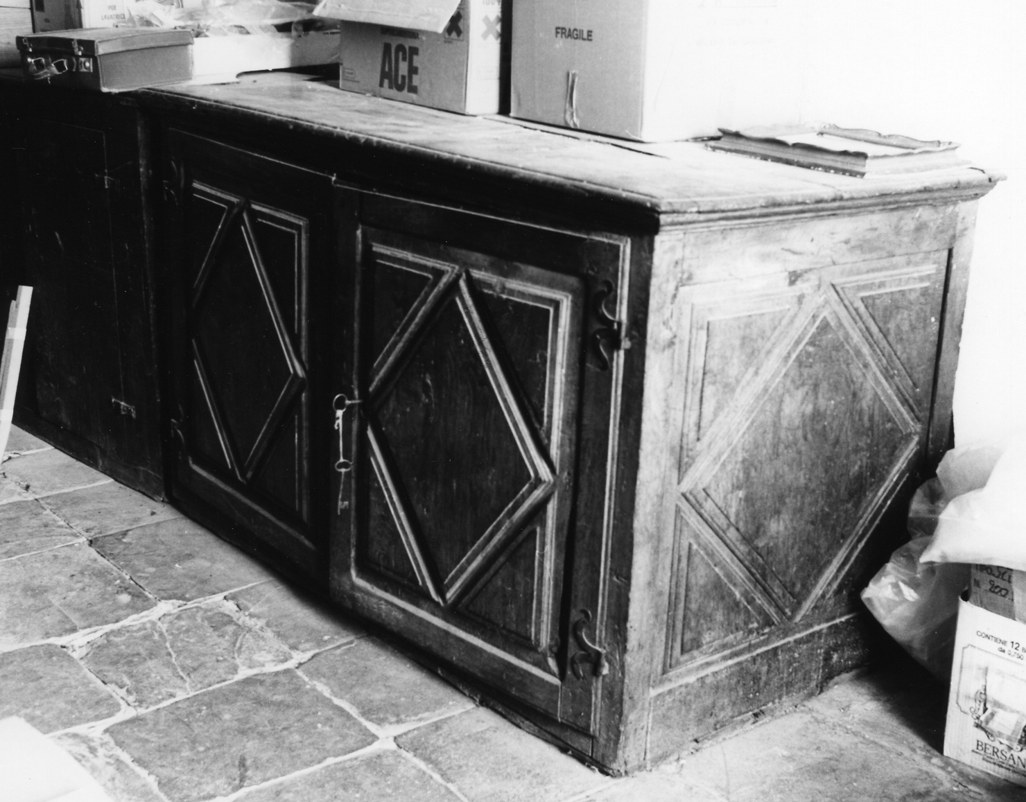 mobile da sacrestia, opera isolata - bottega ligure (sec. XIX)