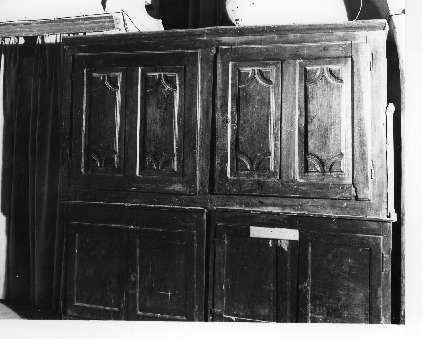 armadio, opera isolata - bottega ligure (sec. XVII)