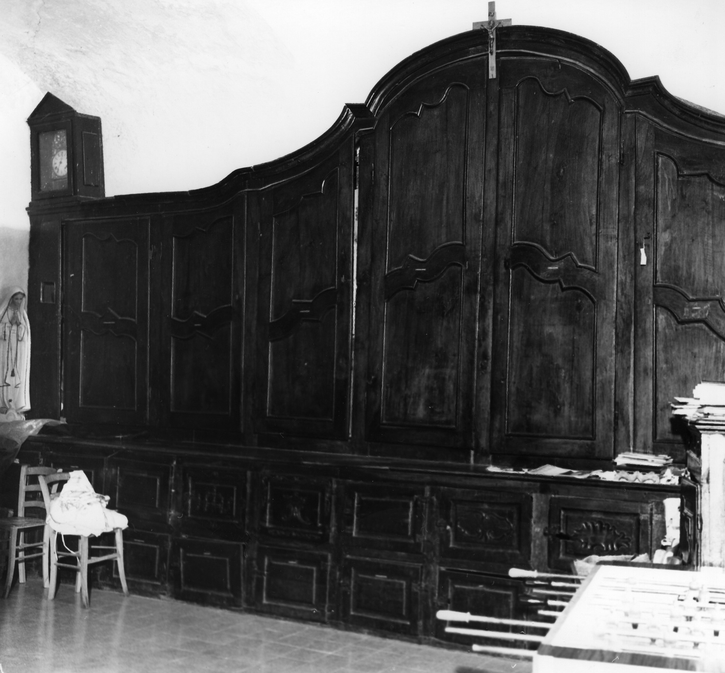 armadio, opera isolata - bottega ligure (sec. XVIII)