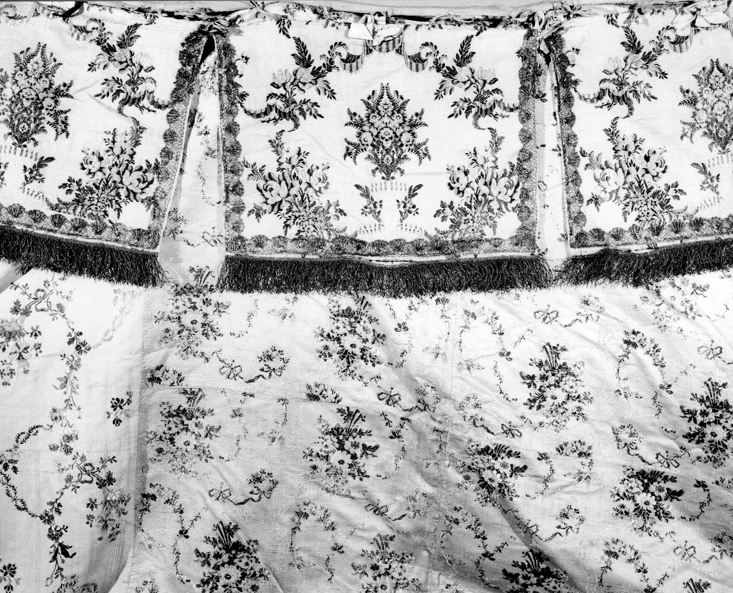 baldacchino processionale - a cielo fluttuante, opera isolata - manifattura ligure (seconda metà sec. XVIII)