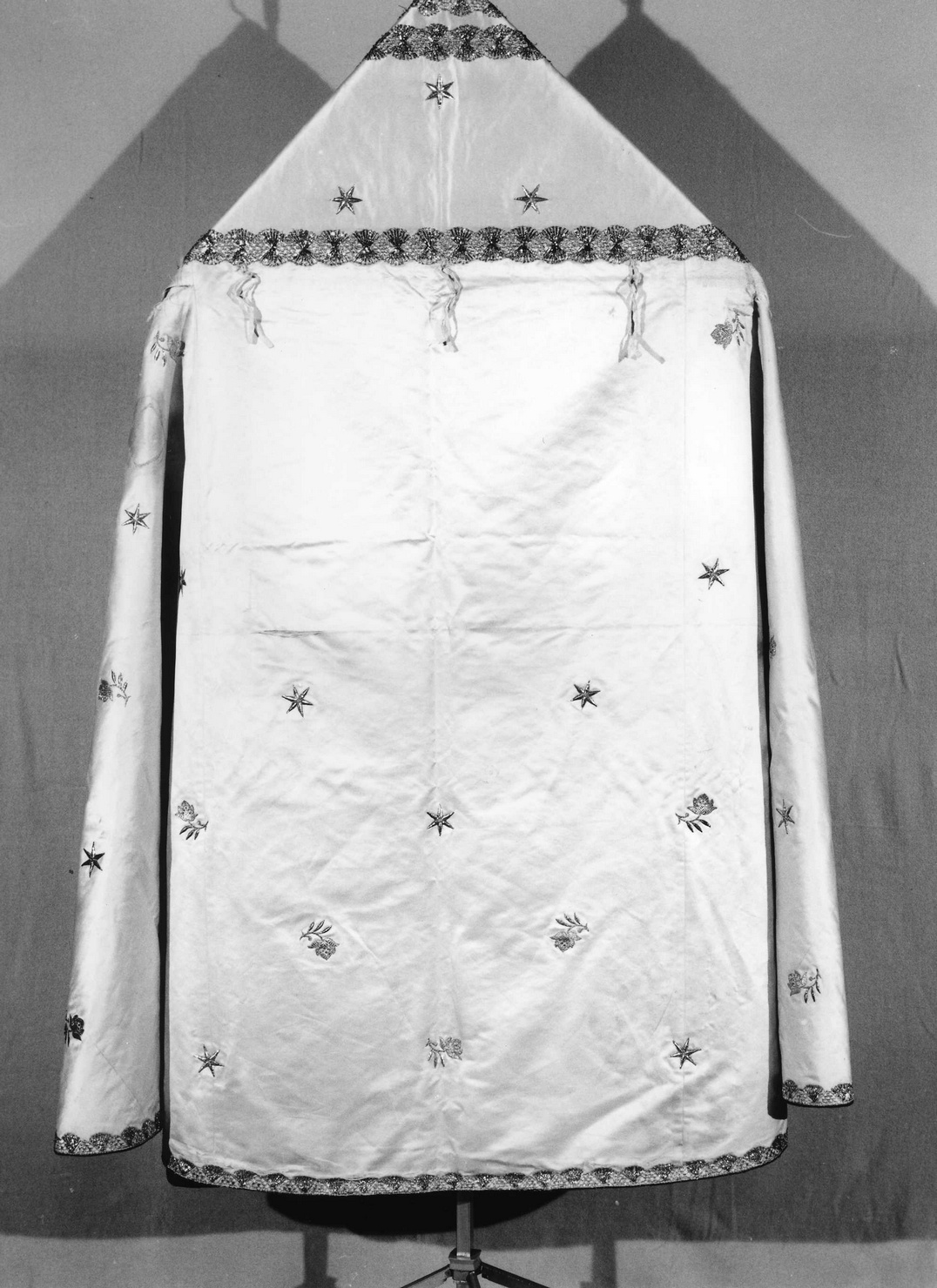 piviale, opera isolata - manifattura ligure (sec. XX)