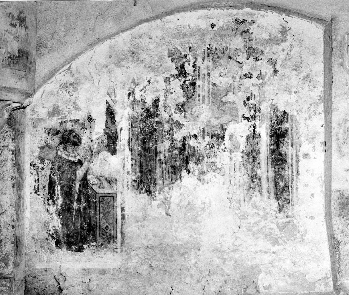 San Antonio da Padova, San Pietro di Lussemburgo e altro santo non identificato (dipinto murale, ciclo) di Maestro di Bastia d'Albenga (ultimo quarto sec. XIV)
