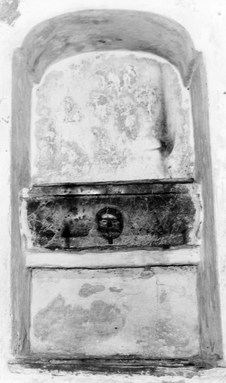 lavabo da sacrestia, opera isolata - bottega ligure (sec. XVI)
