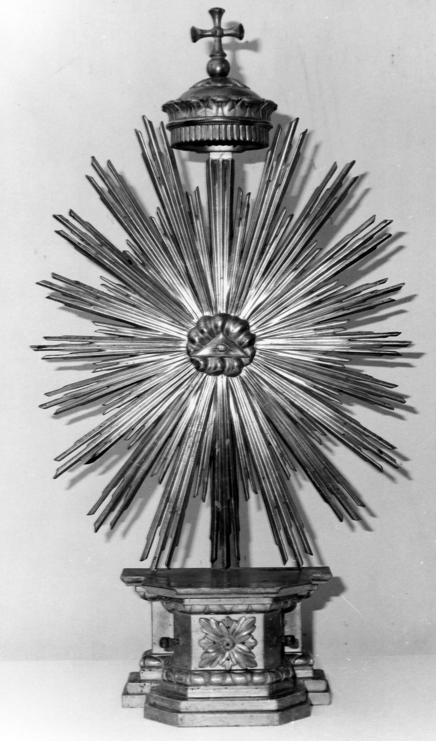 tronetto per esposizione eucaristica, opera isolata - bottega ligure (fine/inizio secc. XIX/ XX)