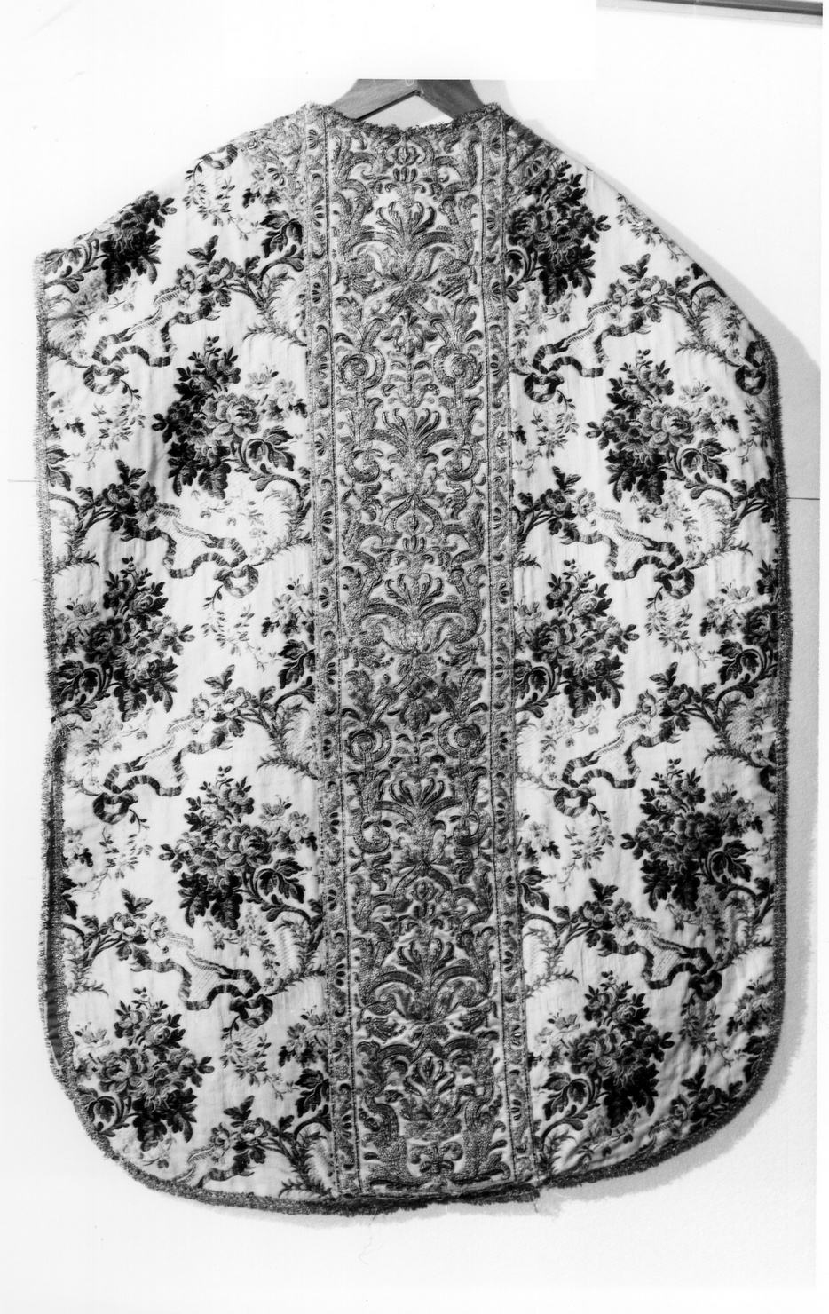 pianeta, elemento d'insieme - manifattura genovese (metà sec. XIX)