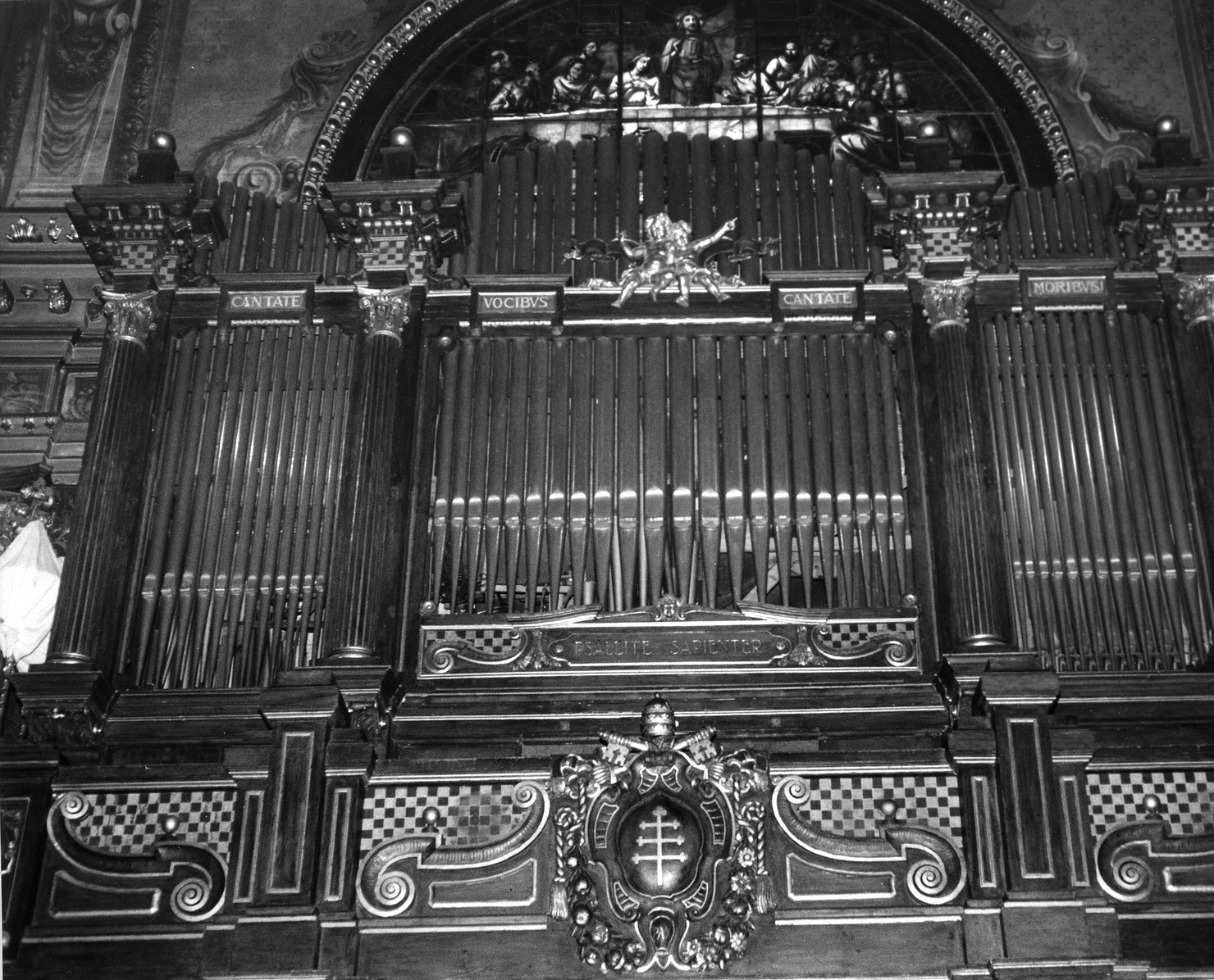 organo, opera isolata di Ditta Parodi & Marin (secondo quarto sec. XX)