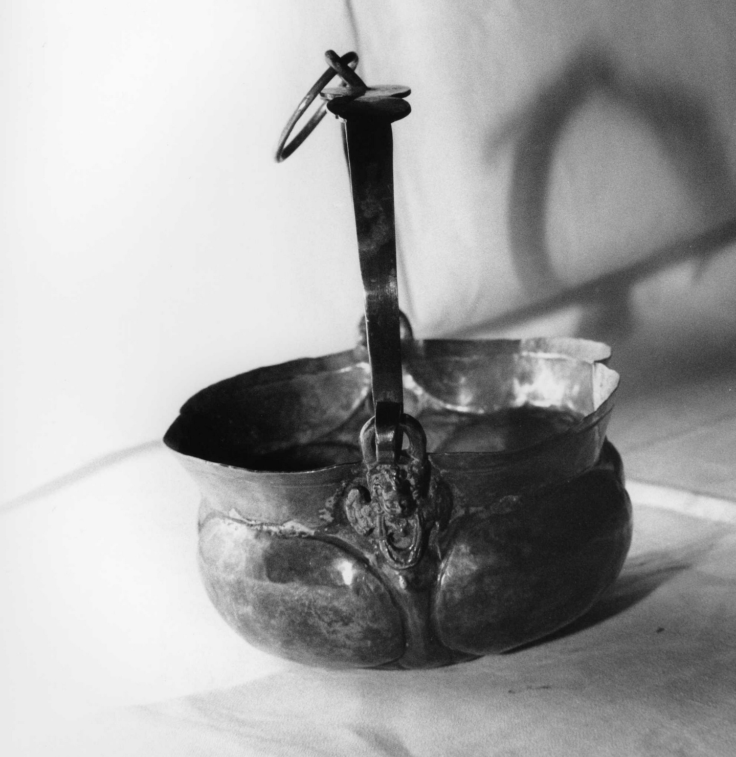 secchiello, opera isolata - bottega genovese (ultimo quarto sec. XVII)