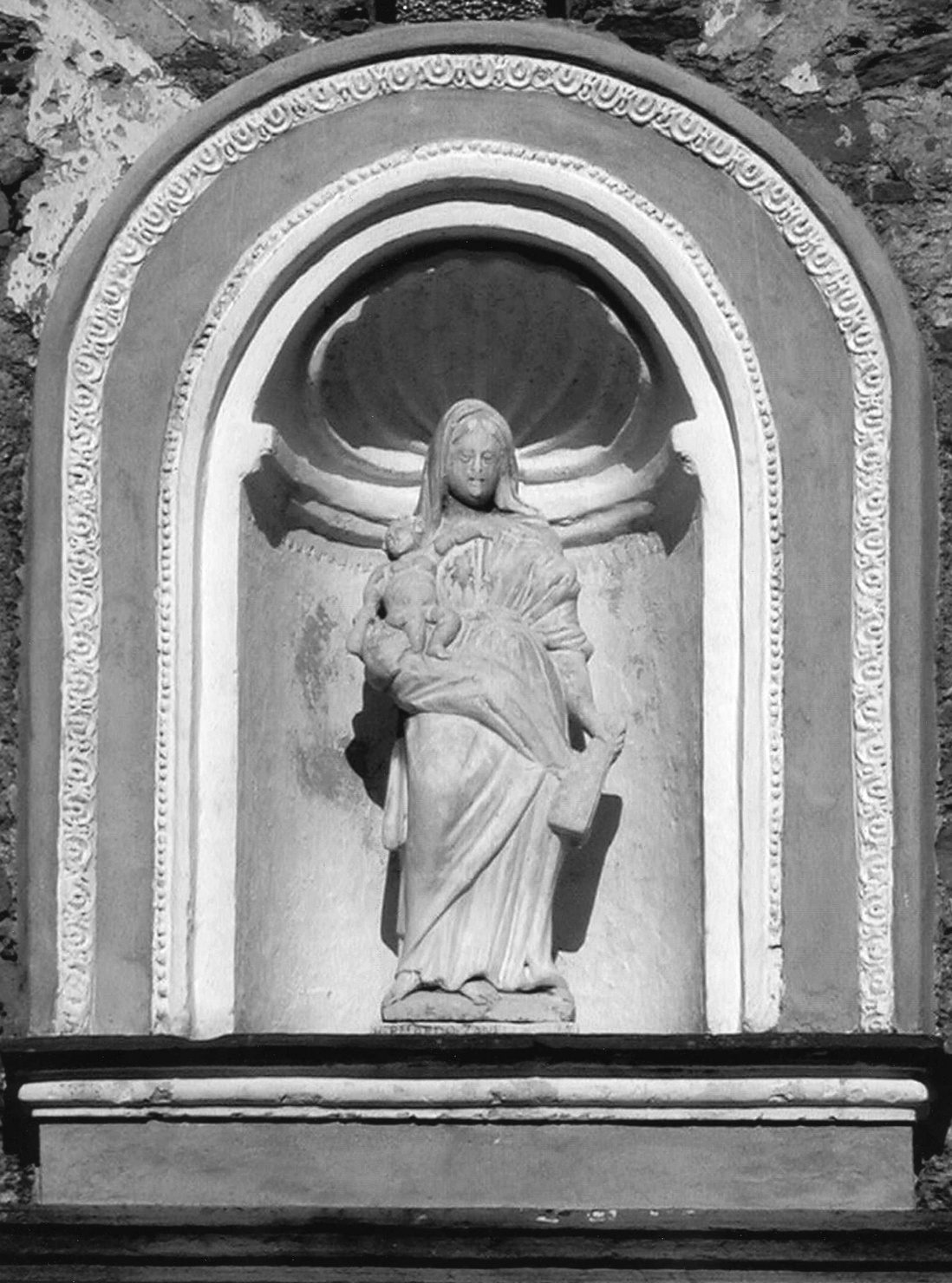 Madonna del Carmelo (statua, opera isolata) - bottega ligure (primo quarto sec. XVIII)