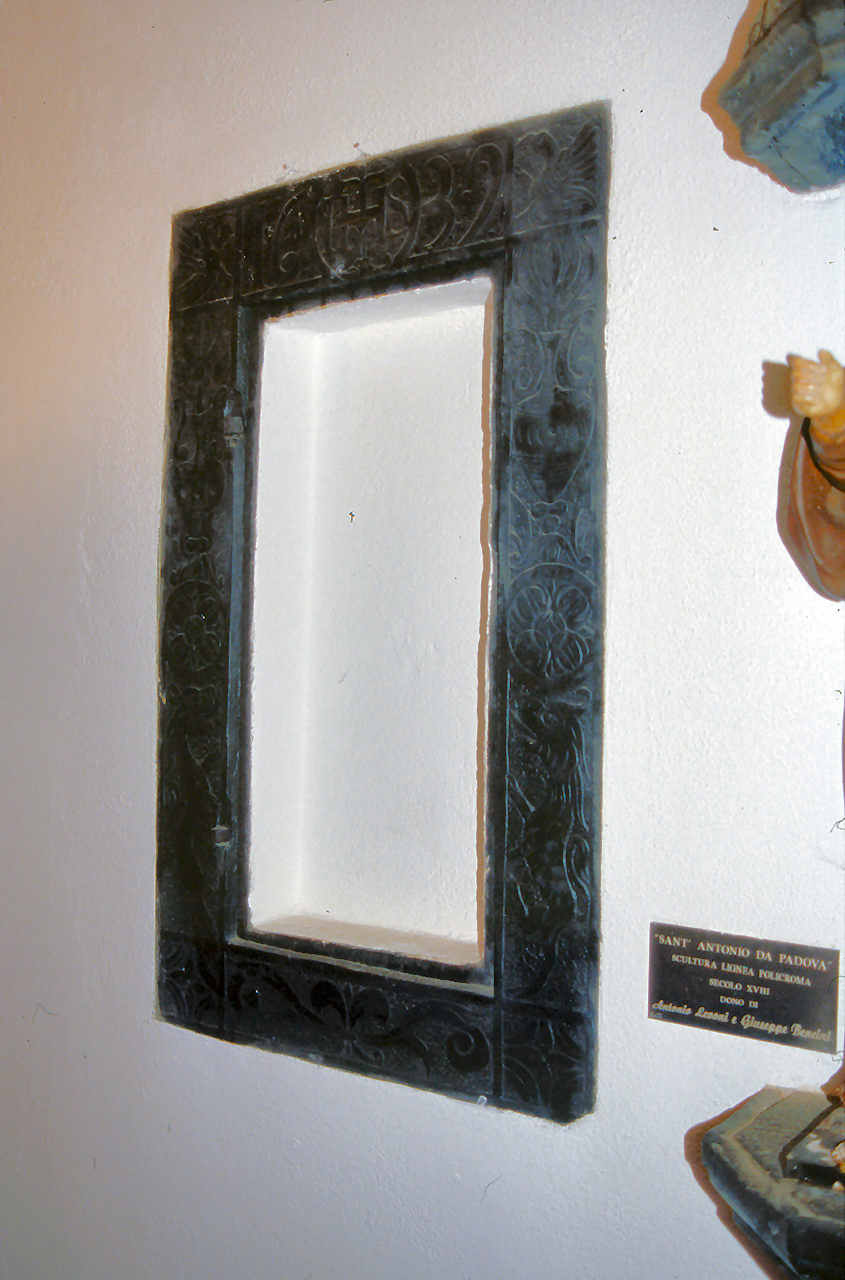 mostra di tabernacolo - a muro, opera isolata - bottega ligure (secondo quarto sec. XVII)