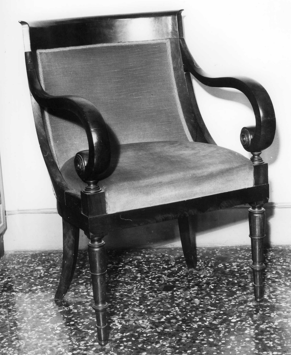 poltrona, coppia - bottega ligure (prima metà sec. XVIII)