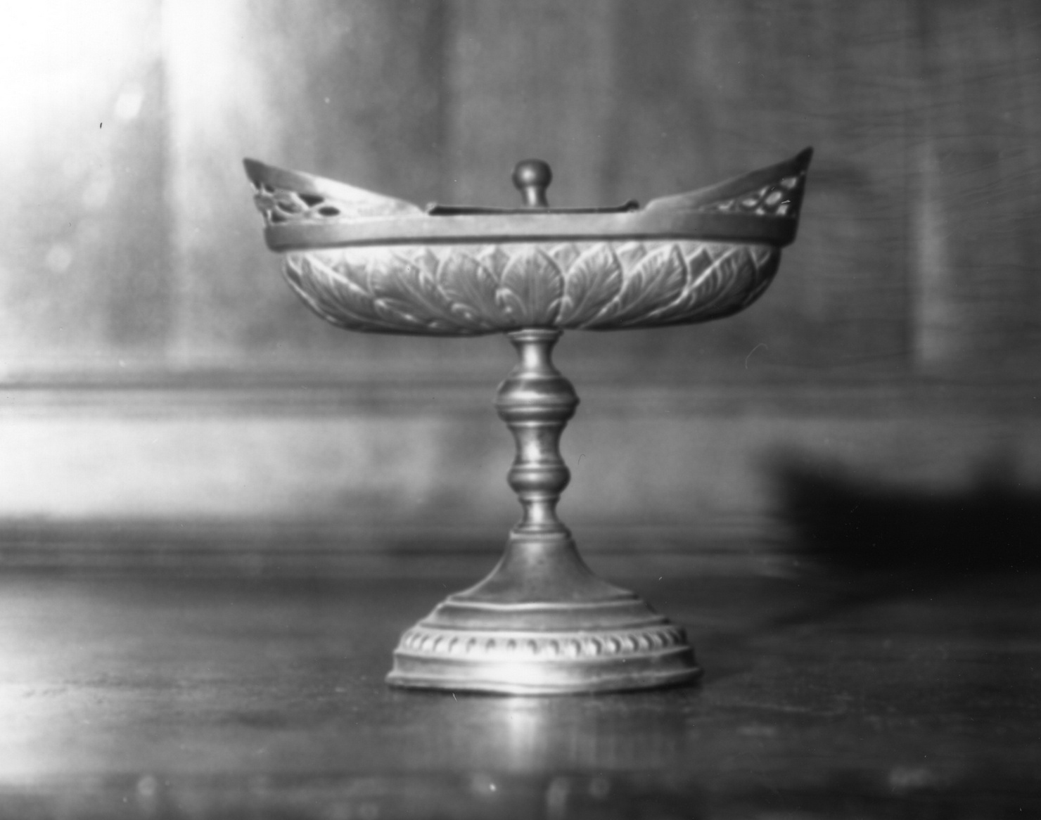 navicella portaincenso, opera isolata - manifattura ligure (seconda metà sec. XIX)