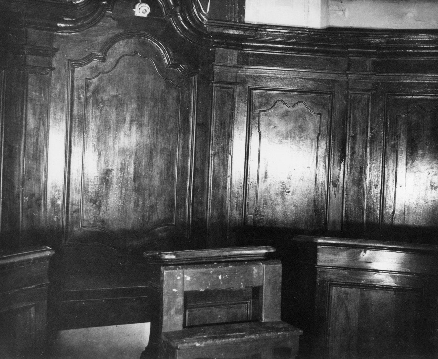 stalli del coro, opera isolata - bottega ligure (ultimo quarto sec. XVIII)