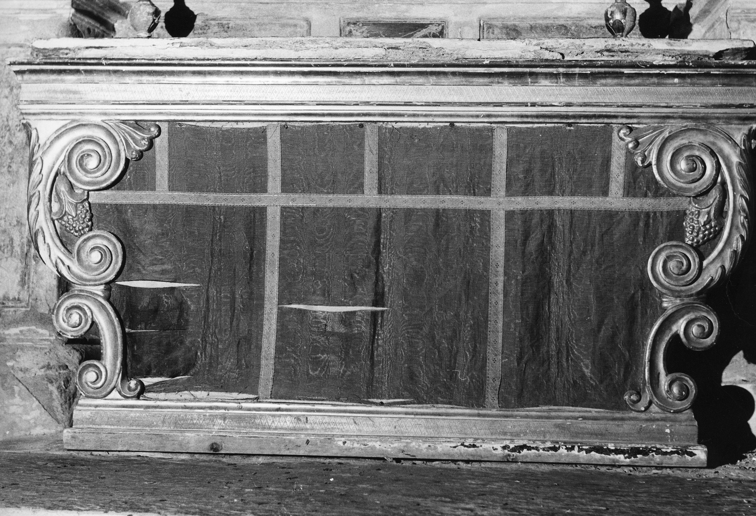 motivi decorativi vegetali (paliotto, opera isolata) - bottega ligure (sec. XIX)