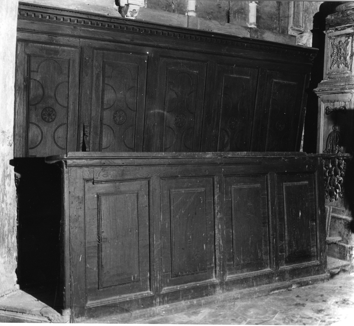 motivi decorativi geometrici e vegetali (stallo, opera isolata) - bottega ligure (sec. XIX)