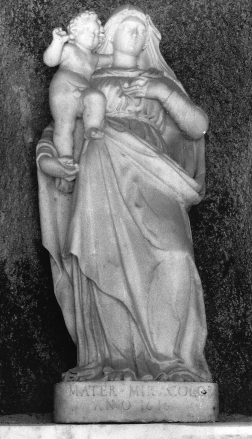 Madonna con Bambino (statua, opera isolata) - ambito ligure (sec. XVII)