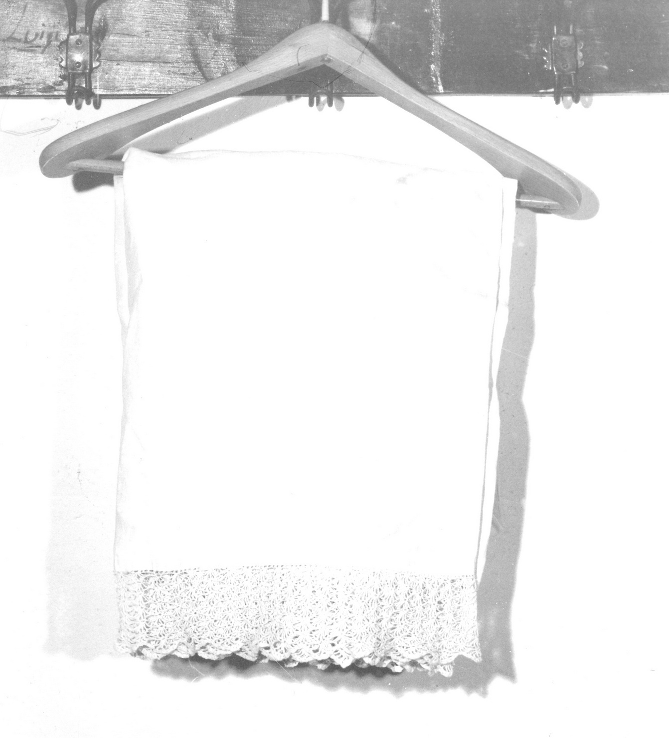 camice, opera isolata - manifattura ligure (seconda metà sec. XIX)