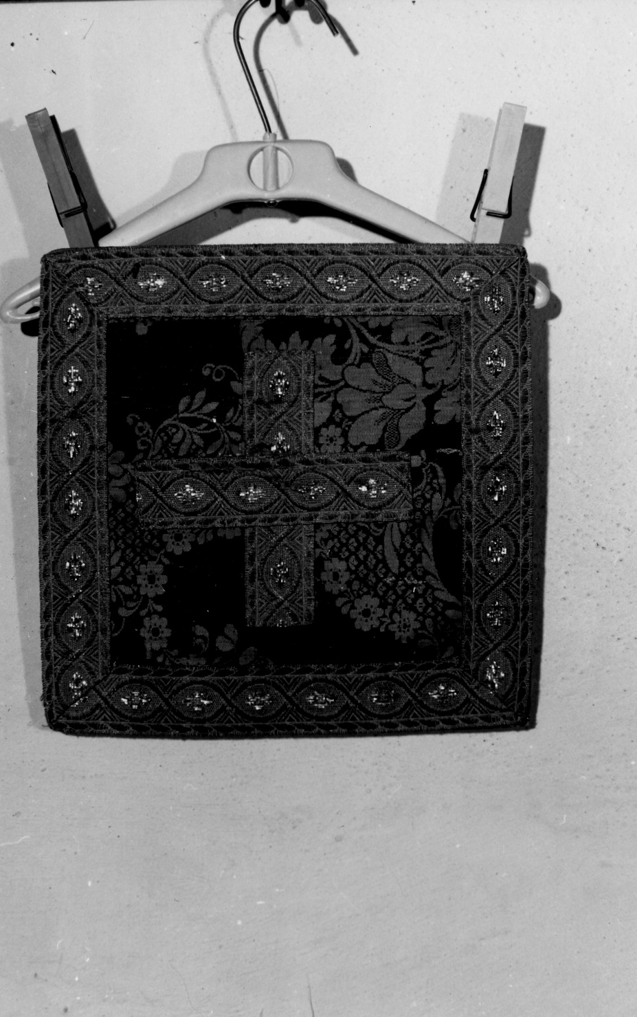 borsa, opera isolata - manifattura francese (metà sec. XVIII)