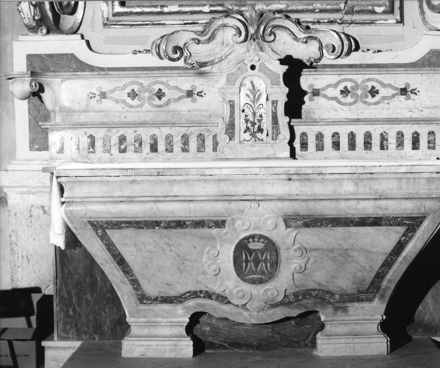 altare, opera isolata - ambito ligure (secondo quarto sec. XX)