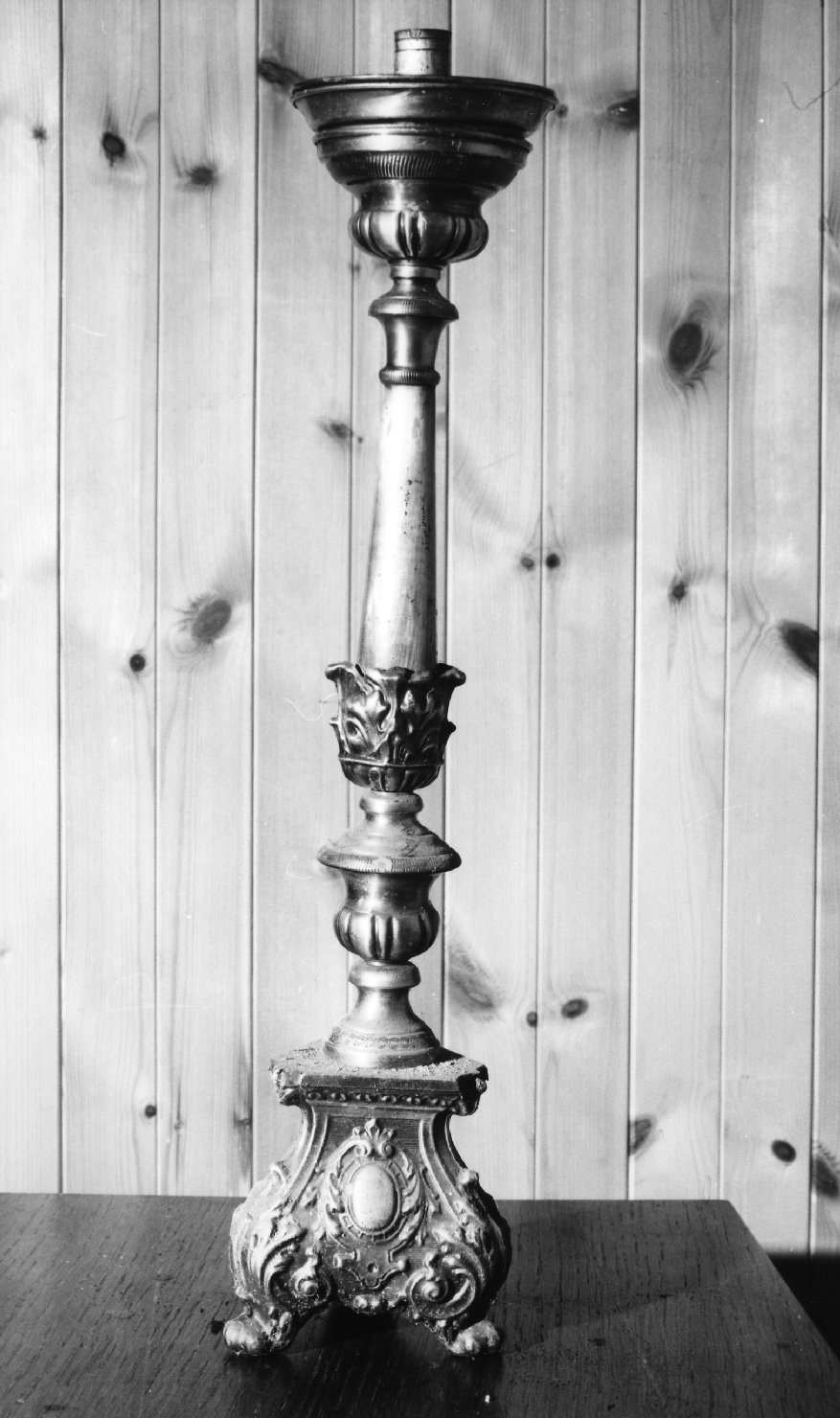 candeliere, serie - produzione ligure (prima metà sec. XX)