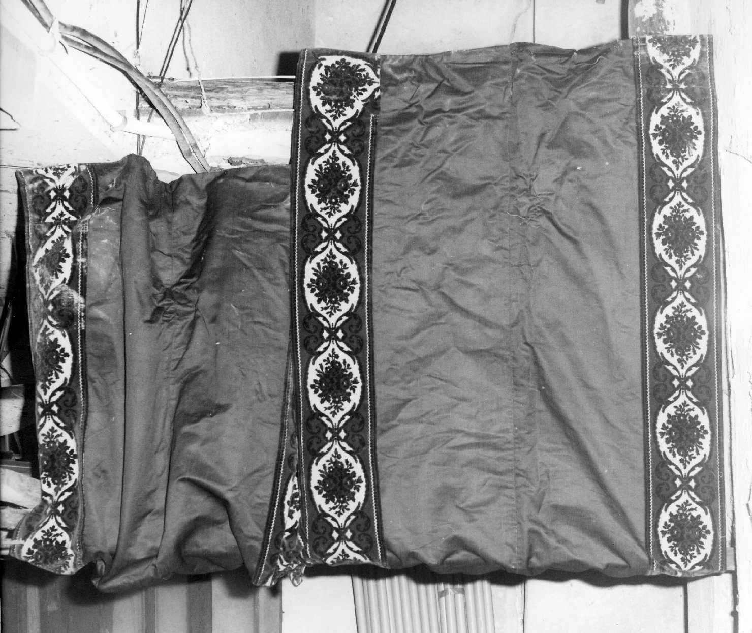 drappo per la base processionale, elemento d'insieme - manifattura ligure (fine/inizio secc. XVIII/ XIX)