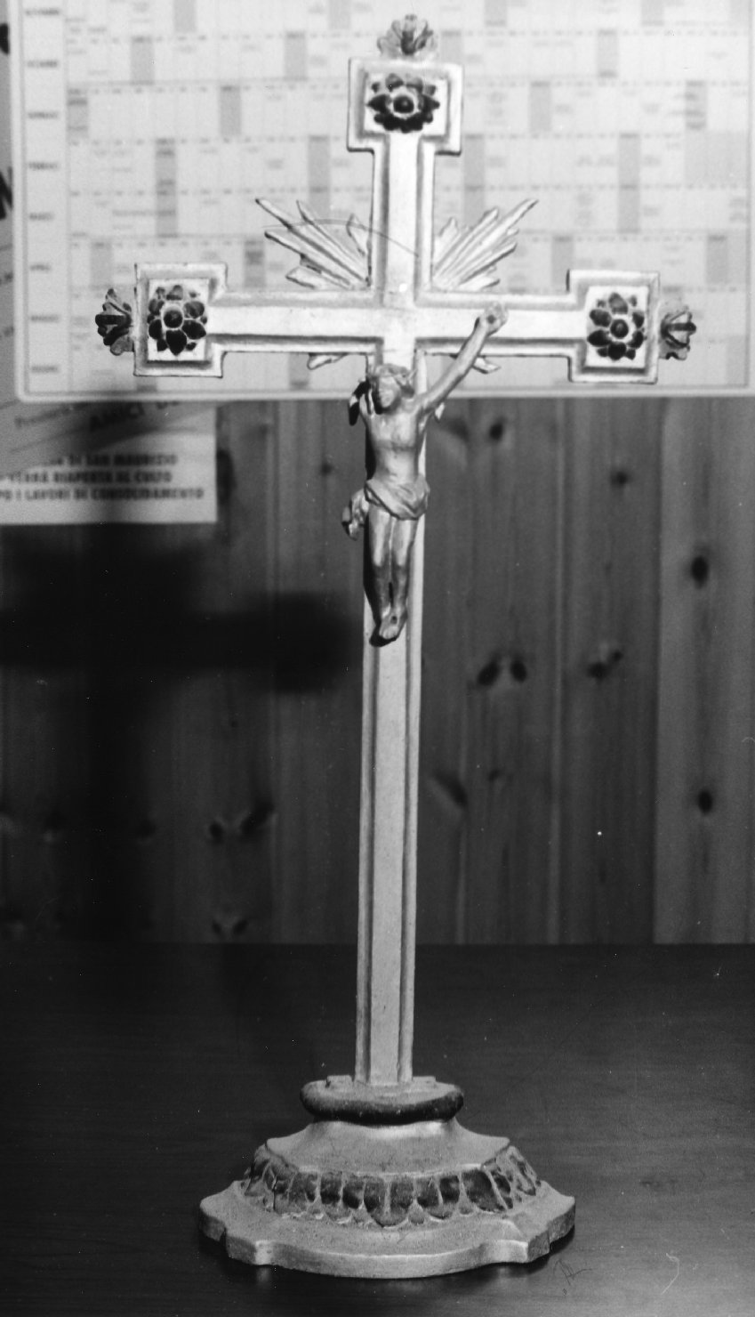 Cristo crocifisso (croce d'altare, opera isolata) - ambito ligure (prima metà sec. XX)