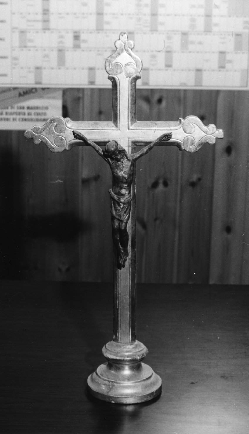 croce d'altare, opera isolata - ambito ligure (prima metà sec. XX)