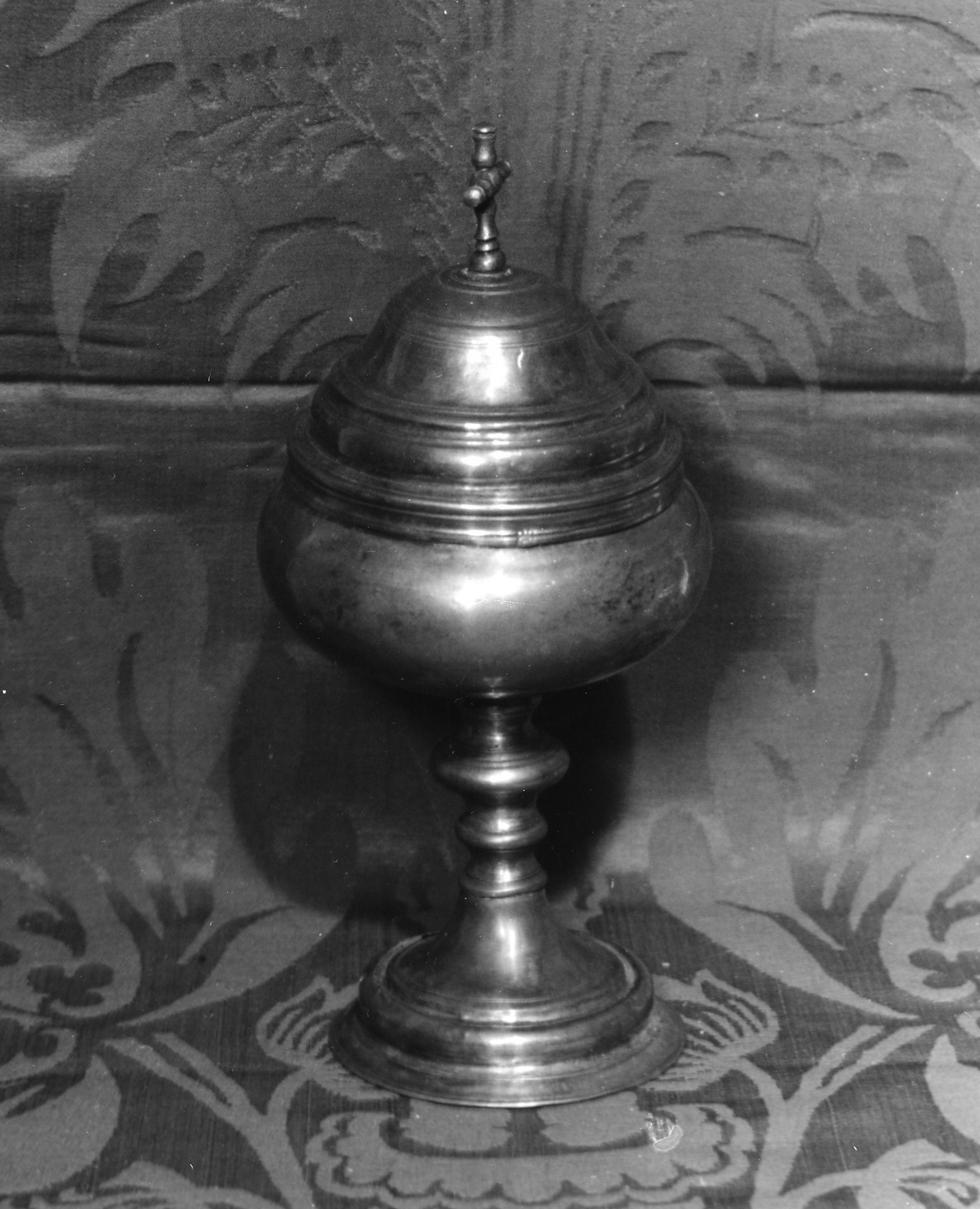 pisside, opera isolata - bottega genovese (prima metà sec. XIX)