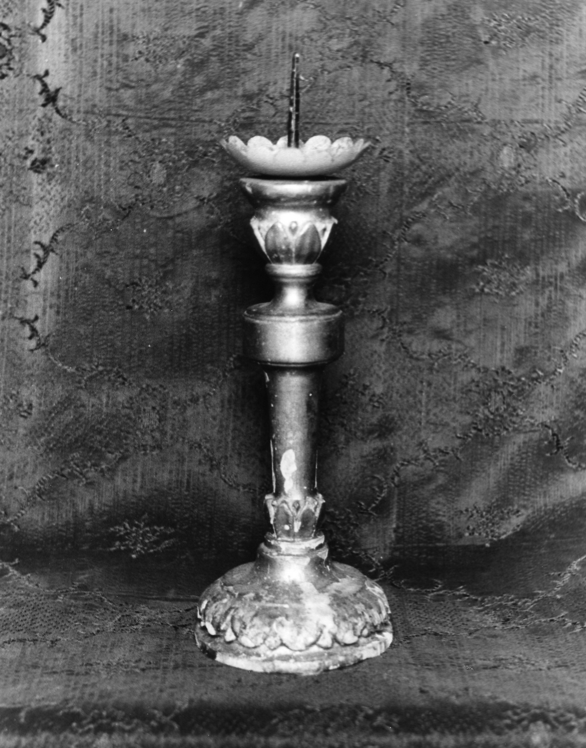 candeliere d'altare - bottega ligure (prima metà sec. XX)