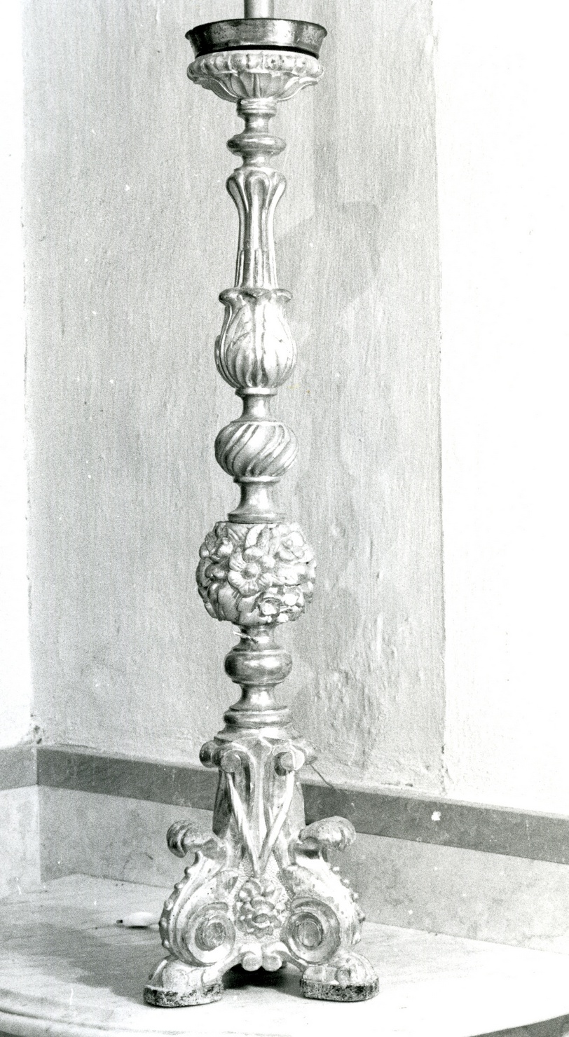 candelabro, serie - bottega ligure (prima metà sec. XVIII)