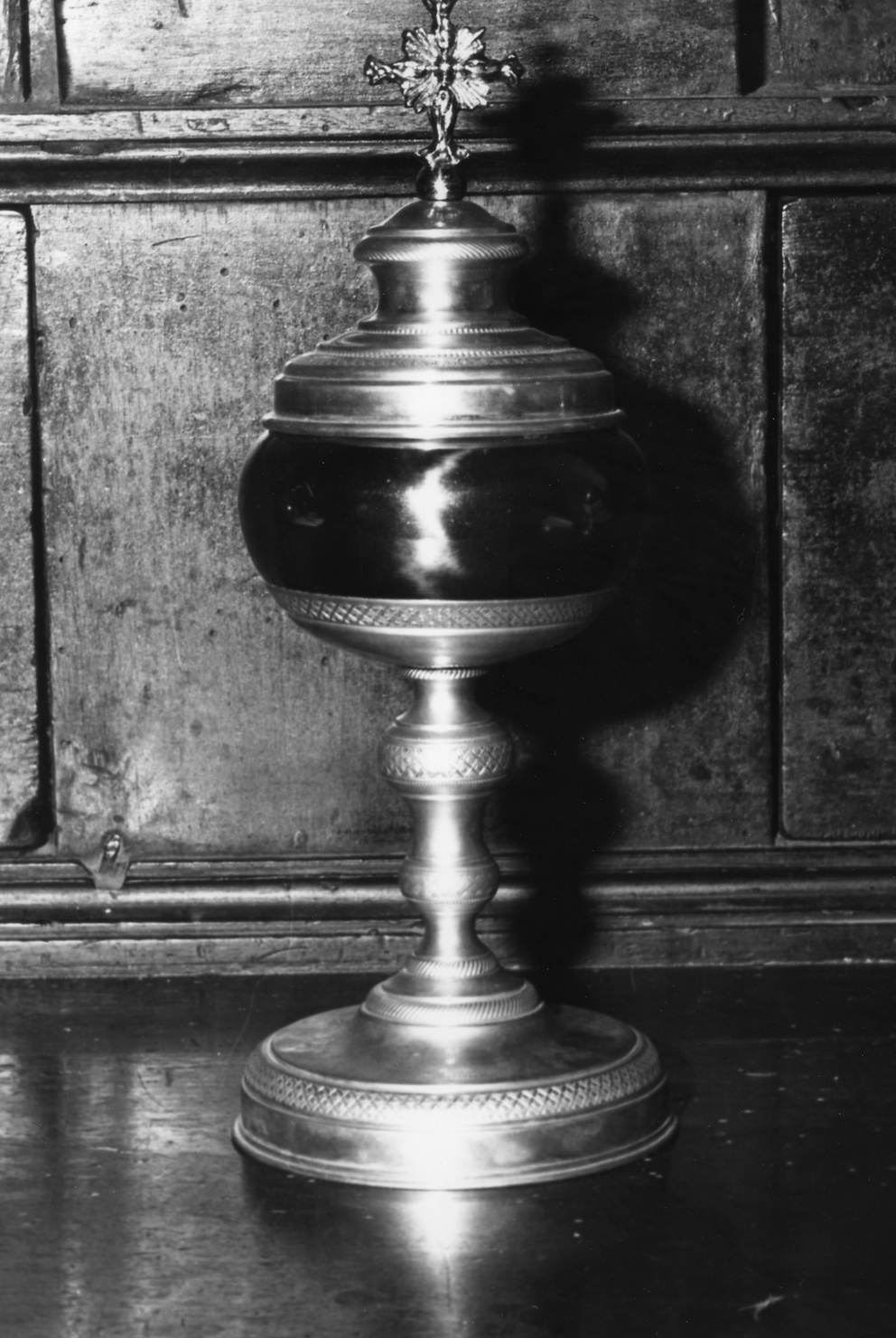 pisside, opera isolata - bottega ligure (inizio sec. XX)