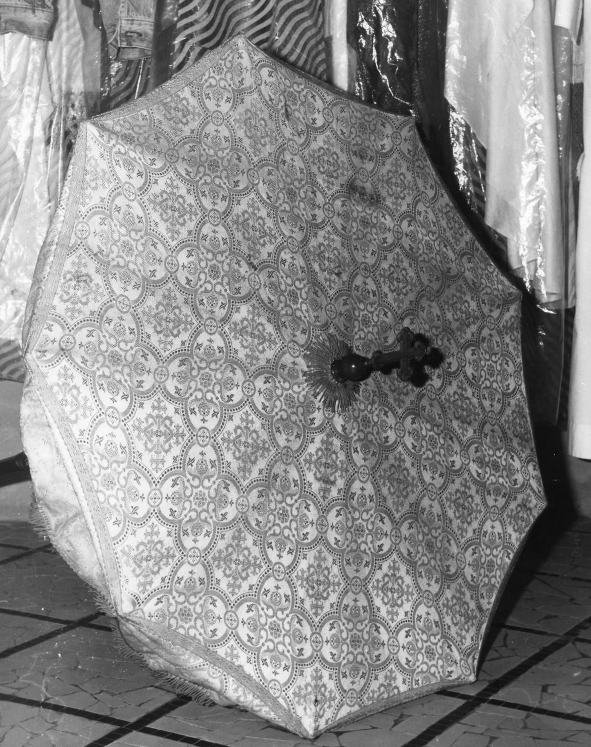 ombrellino processionale, opera isolata - manifattura italiana (inizio sec. XX)