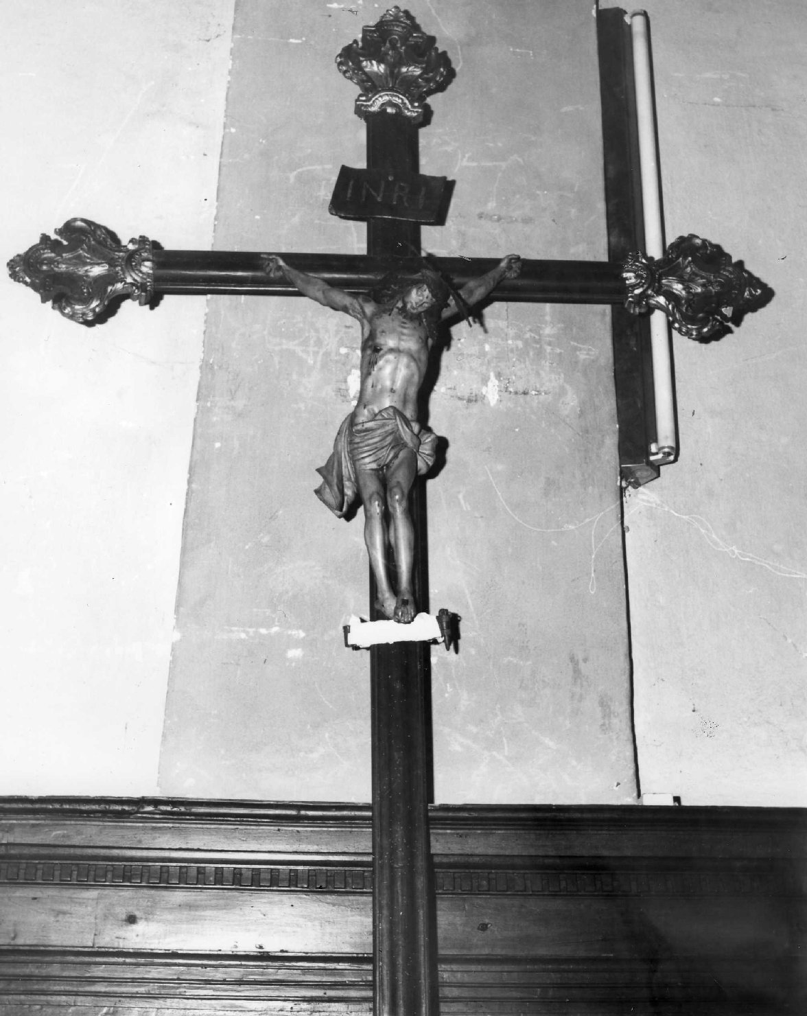 Cristo crocifisso (croce processionale, opera isolata) - ambito ligure (sec. XVIII)
