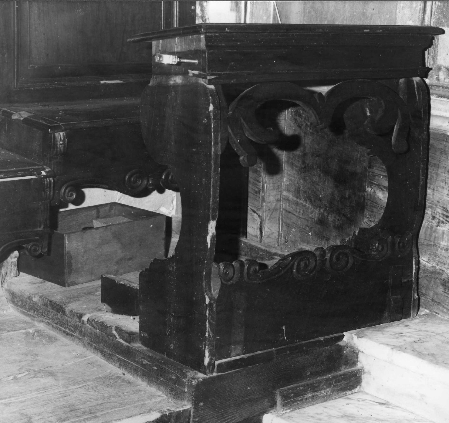 inginocchiatoio, serie - ambito ligure (prima metà sec. XVIII)