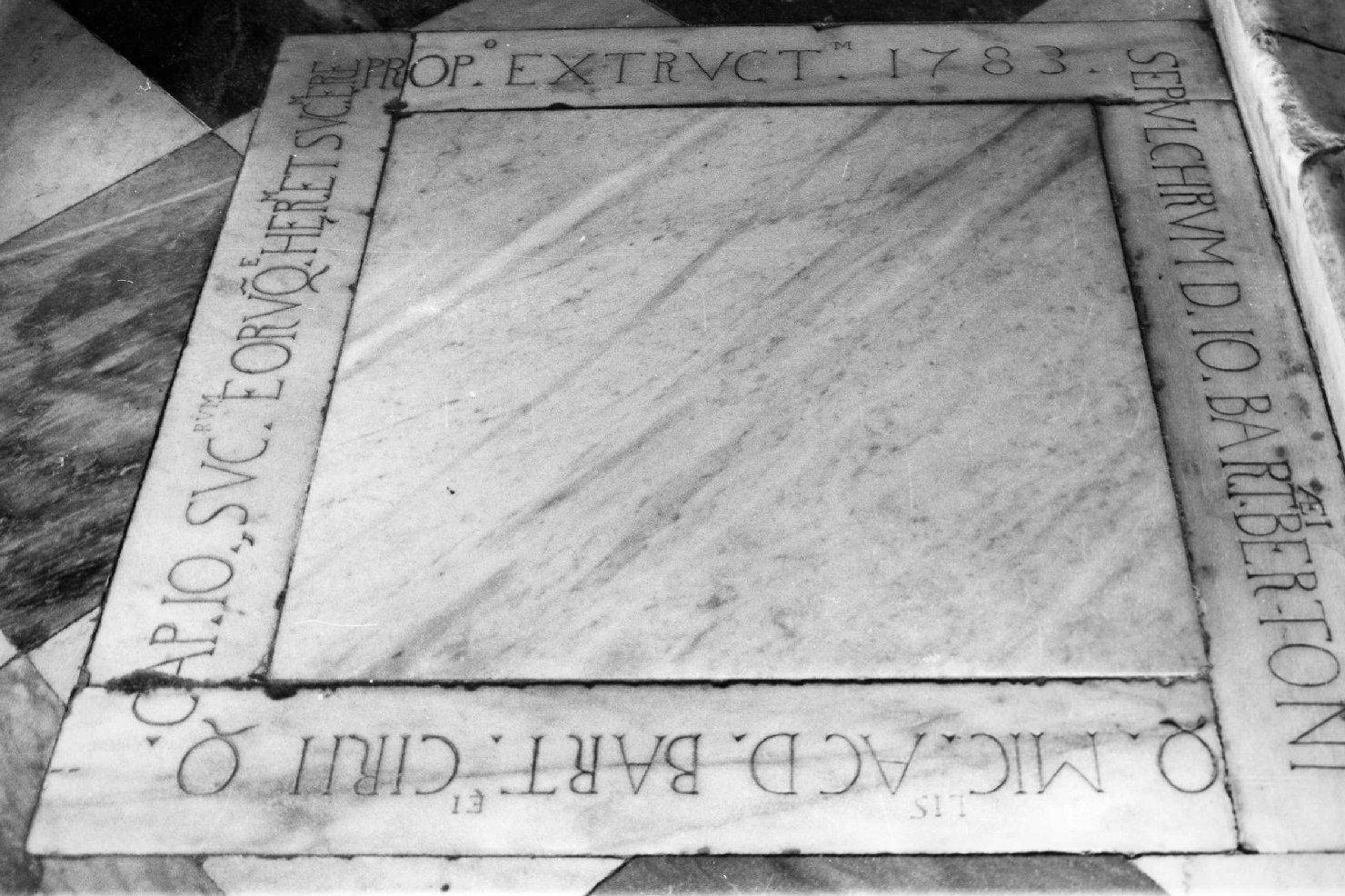 lapide tombale, opera isolata - manifattura ligure (ultimo quarto sec. XVIII)