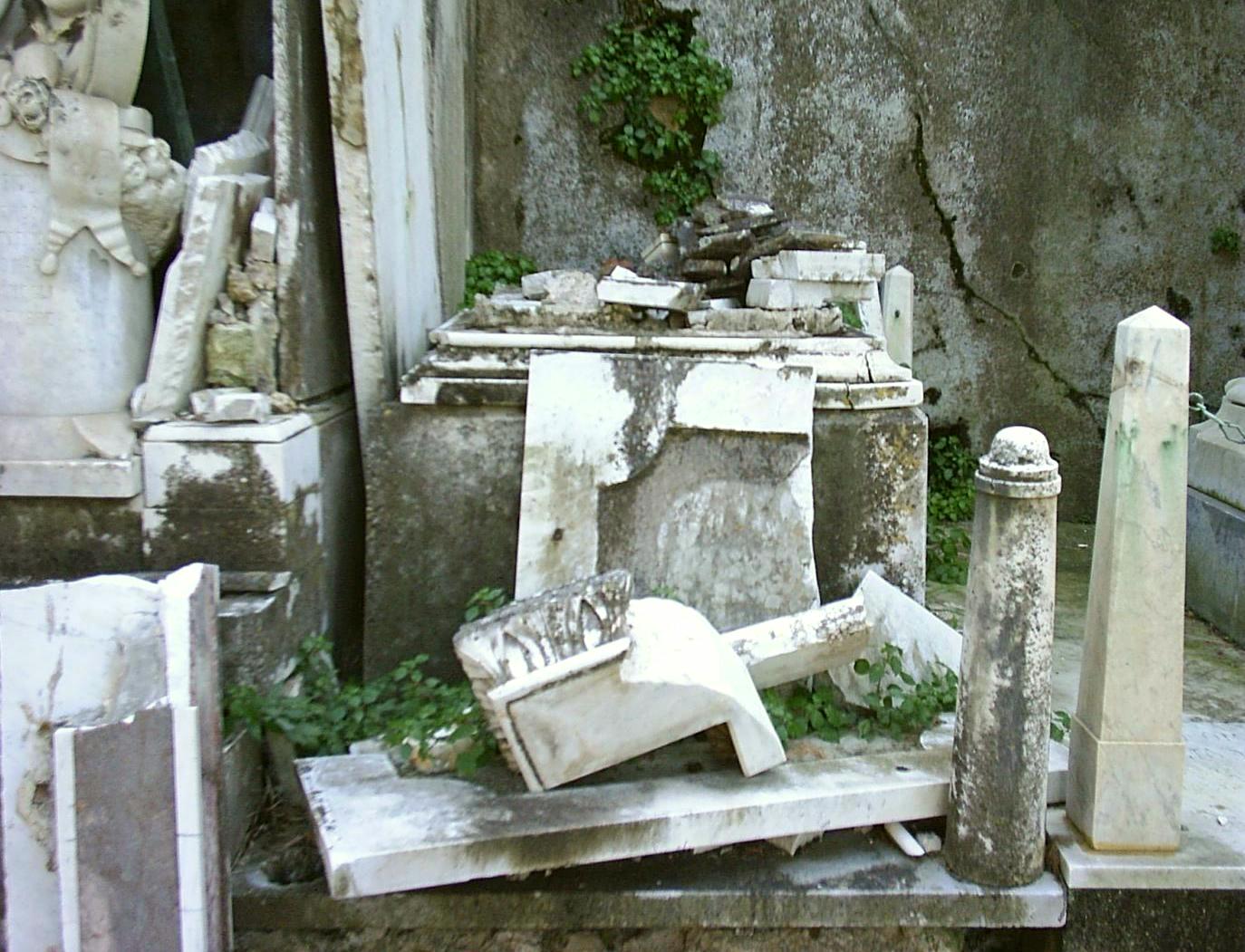 monumento funebre - a lastra, opera isolata - ambito ligure (fine sec. XIX)