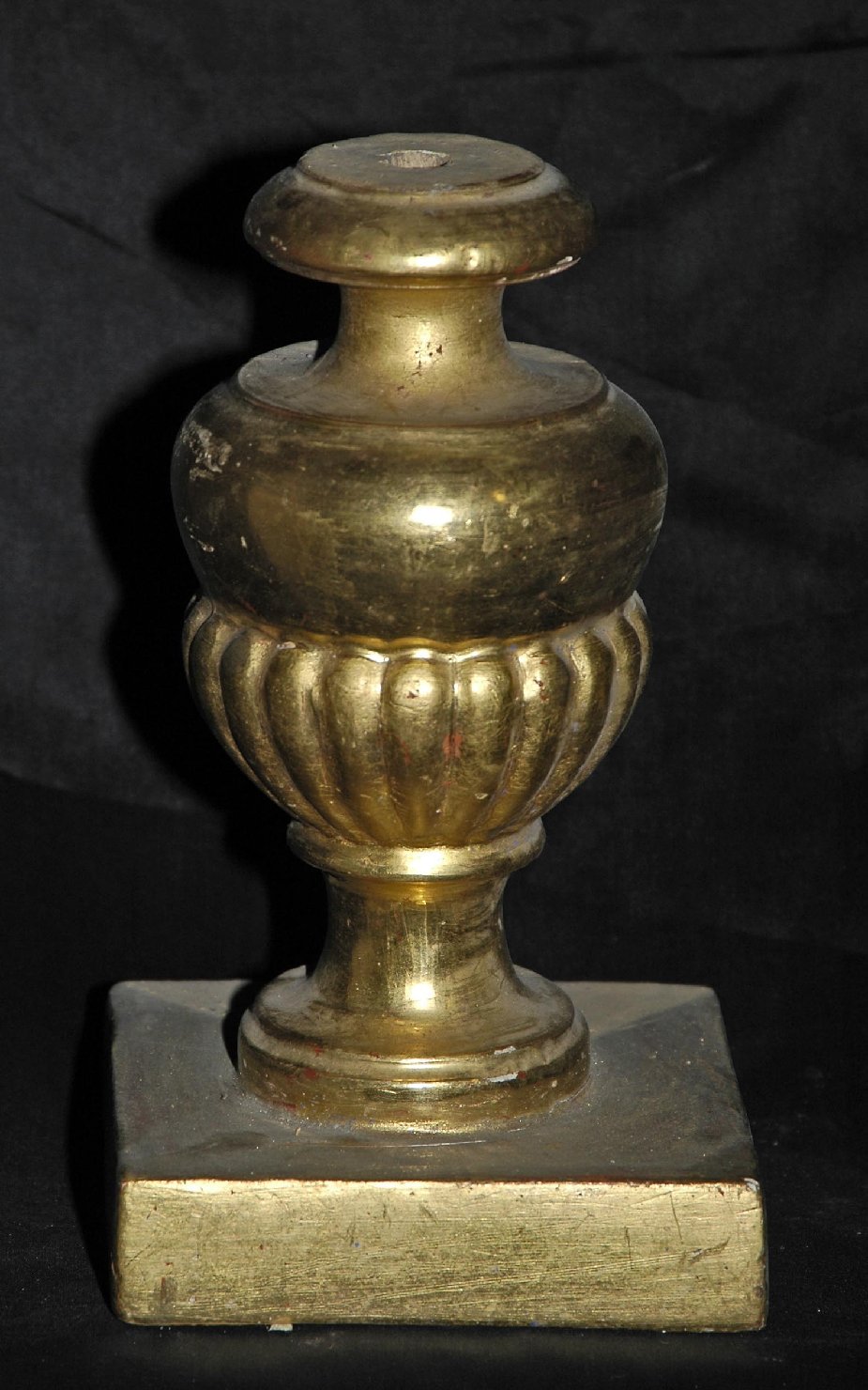 vaso d'altare con composizione floreale, serie - ambito ligure (sec. XVIII)