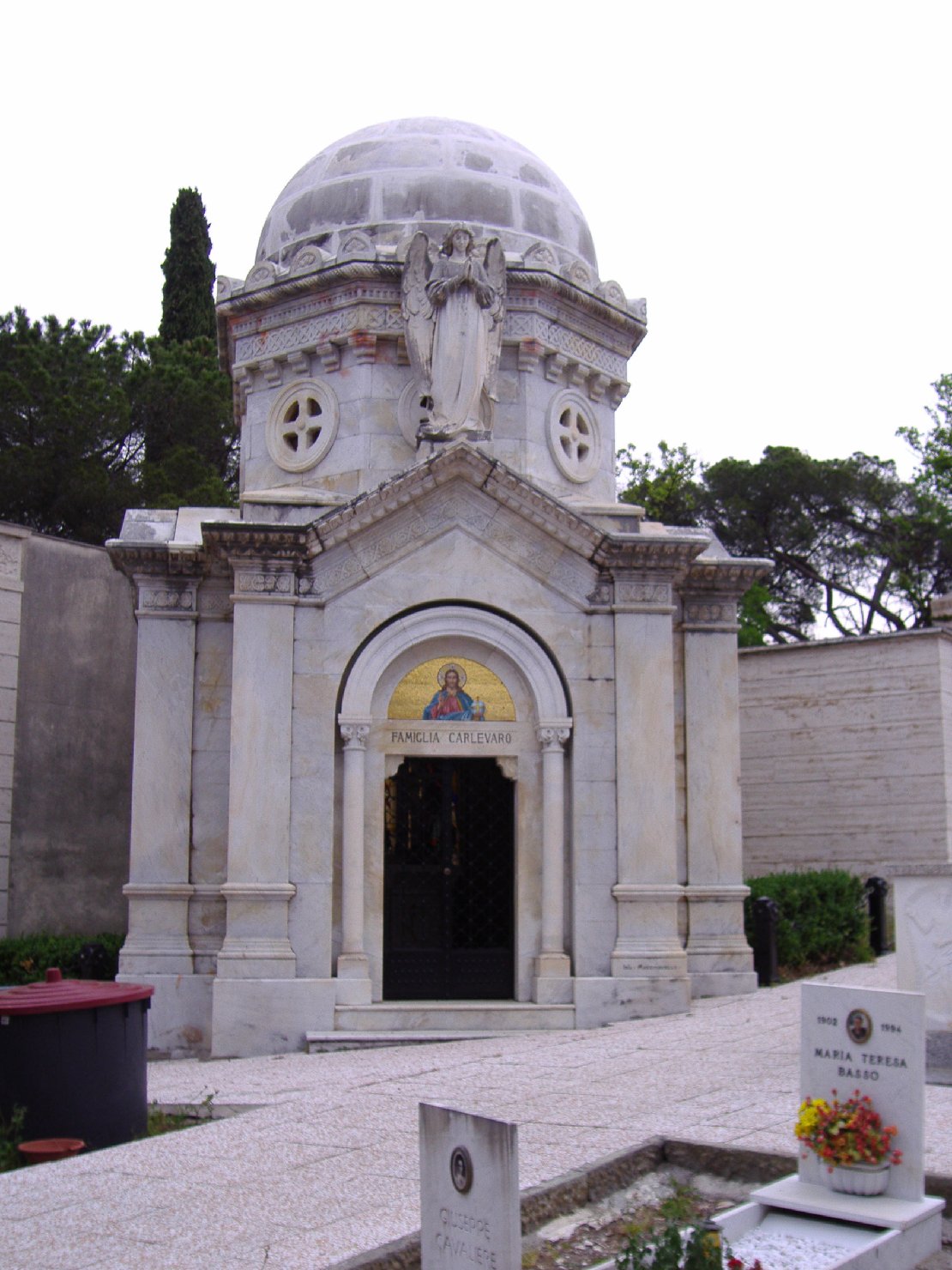 monumento funebre - a cappella, opera isolata di Macchiavello Enrico (sec. XX)