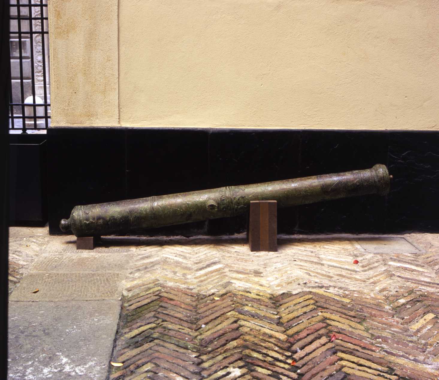 cannone, opera isolata - manifattura italiana (inizio sec. XVIII)