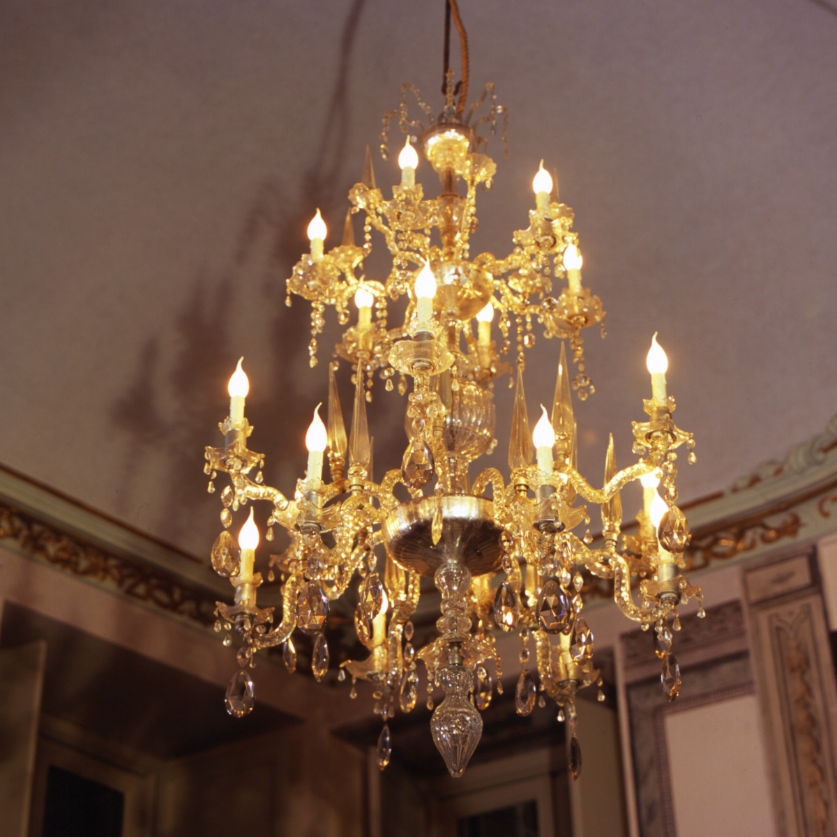 lampadario, opera isolata - bottega ligure (fine sec. XVIII)