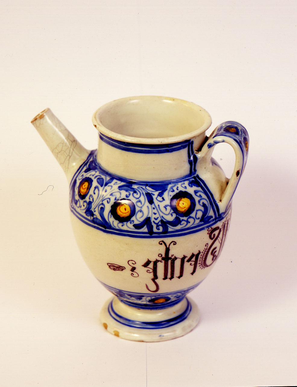 brocca da farmacia, opera isolata - ambito ligure (sec. XVIII)