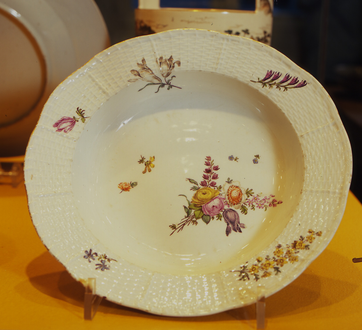 piatto fondo, coppia - manifattura di Meissen (sec. XVIII)