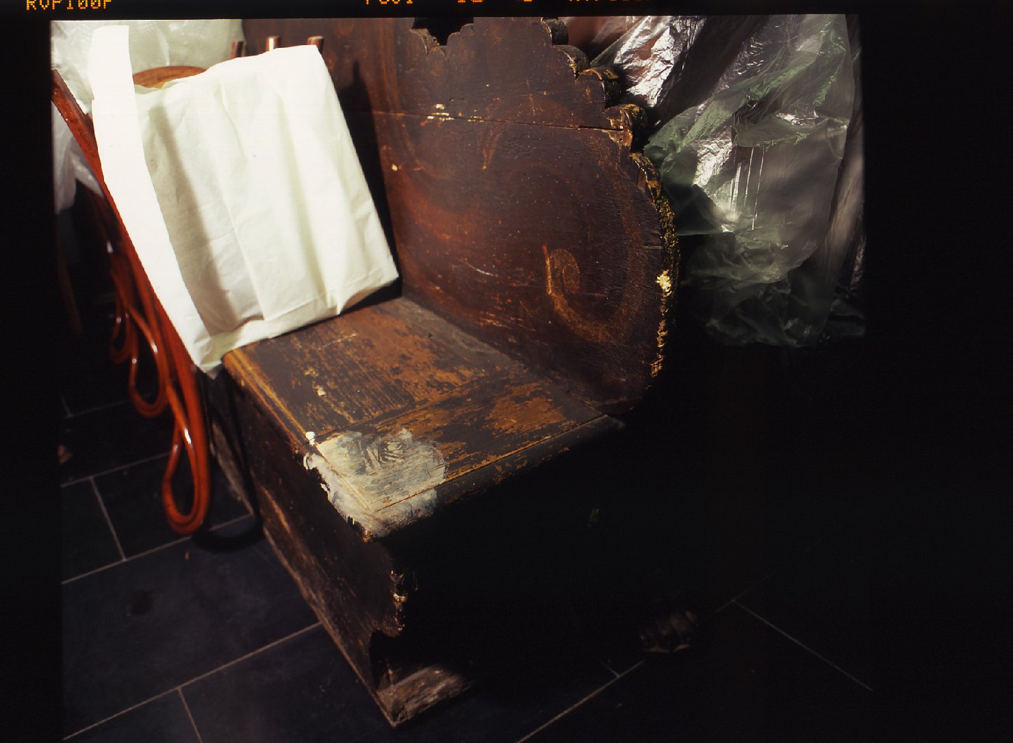 cassapanca - ambito ligure (fine/inizio secc. XVIII/ XIX)