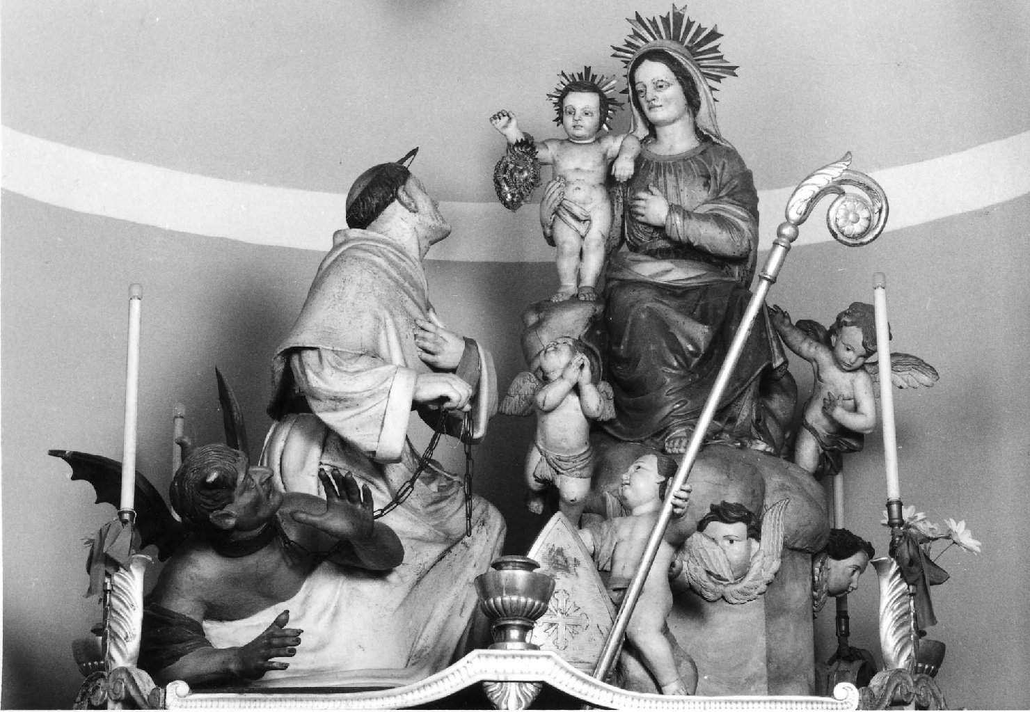 San Bernardo da Mentone, la Vergine e il Bambino con angeli (gruppo scultoreo) - ambito ligure (prima metà sec. XIX)