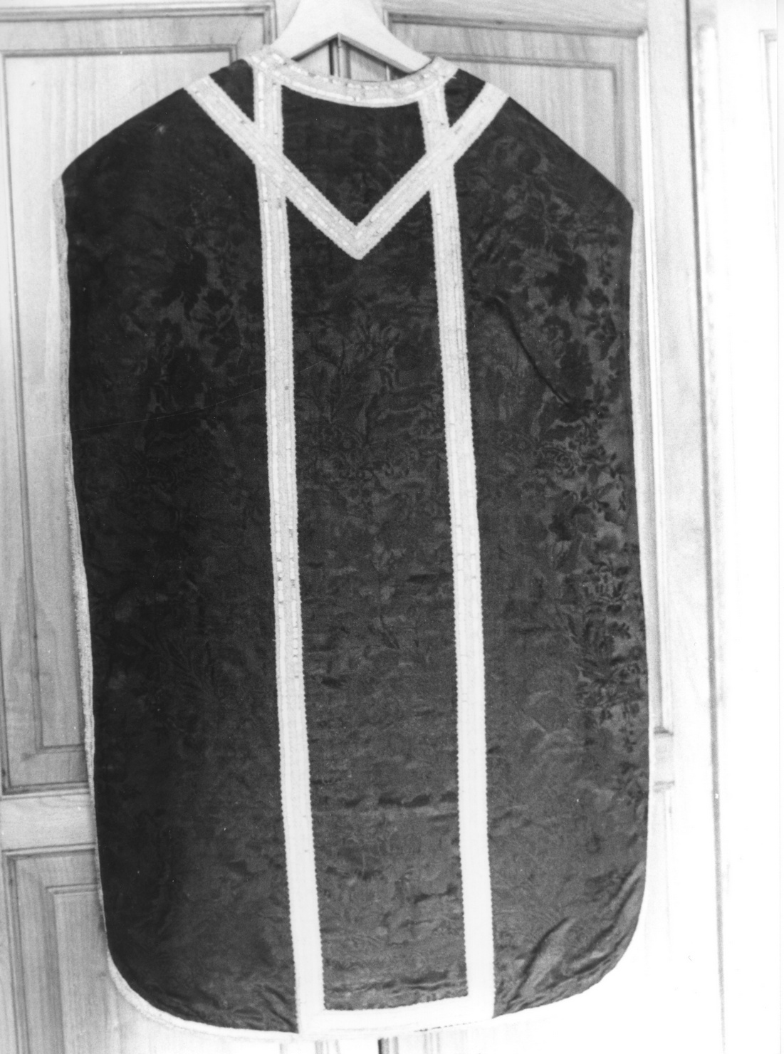 paramento liturgico, insieme - manifattura ligure (seconda metà sec. XIX)